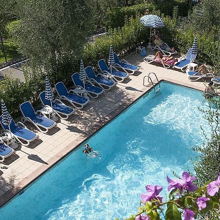 Hotel Garden Limone sul Garda Exteriör bild