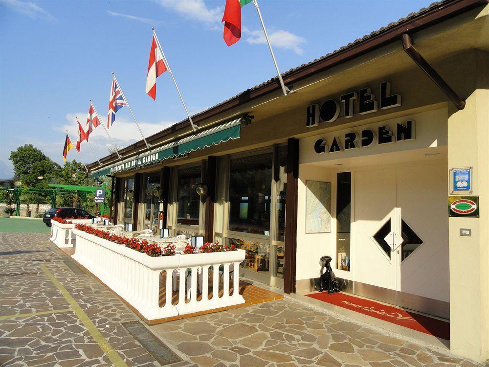 Hotel Garden Limone sul Garda Exteriör bild